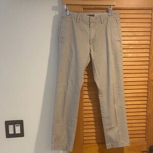 Banana Republic Emerson Chino Pant 31/30